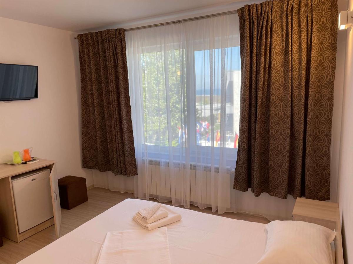 Vila Regal Mamaia Extérieur photo