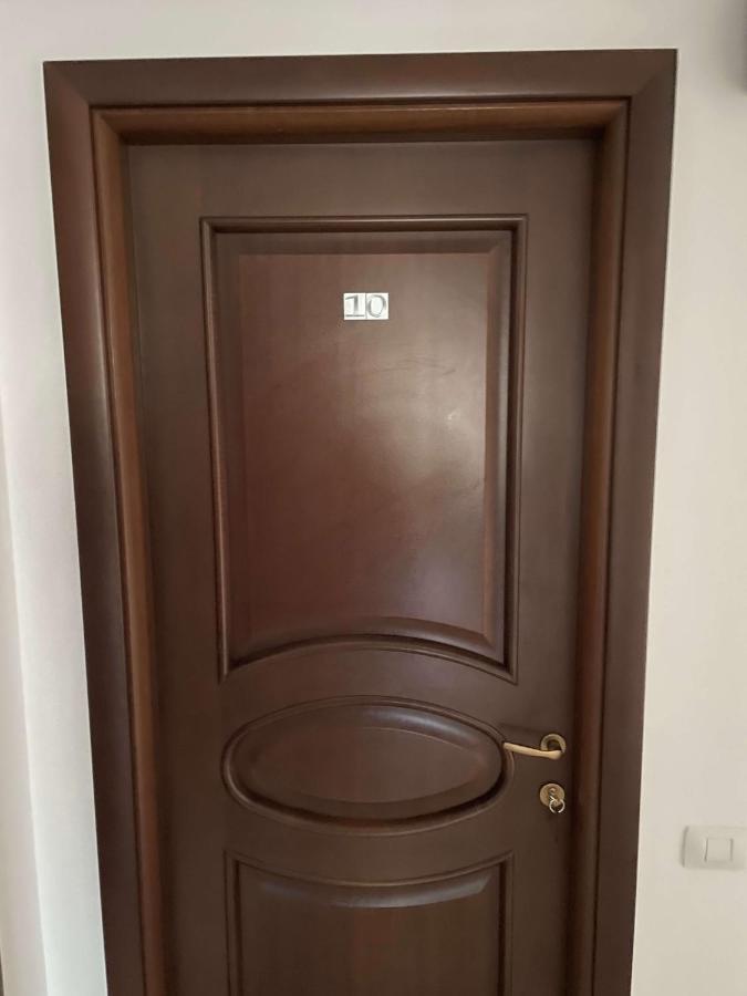 Vila Regal Mamaia Extérieur photo