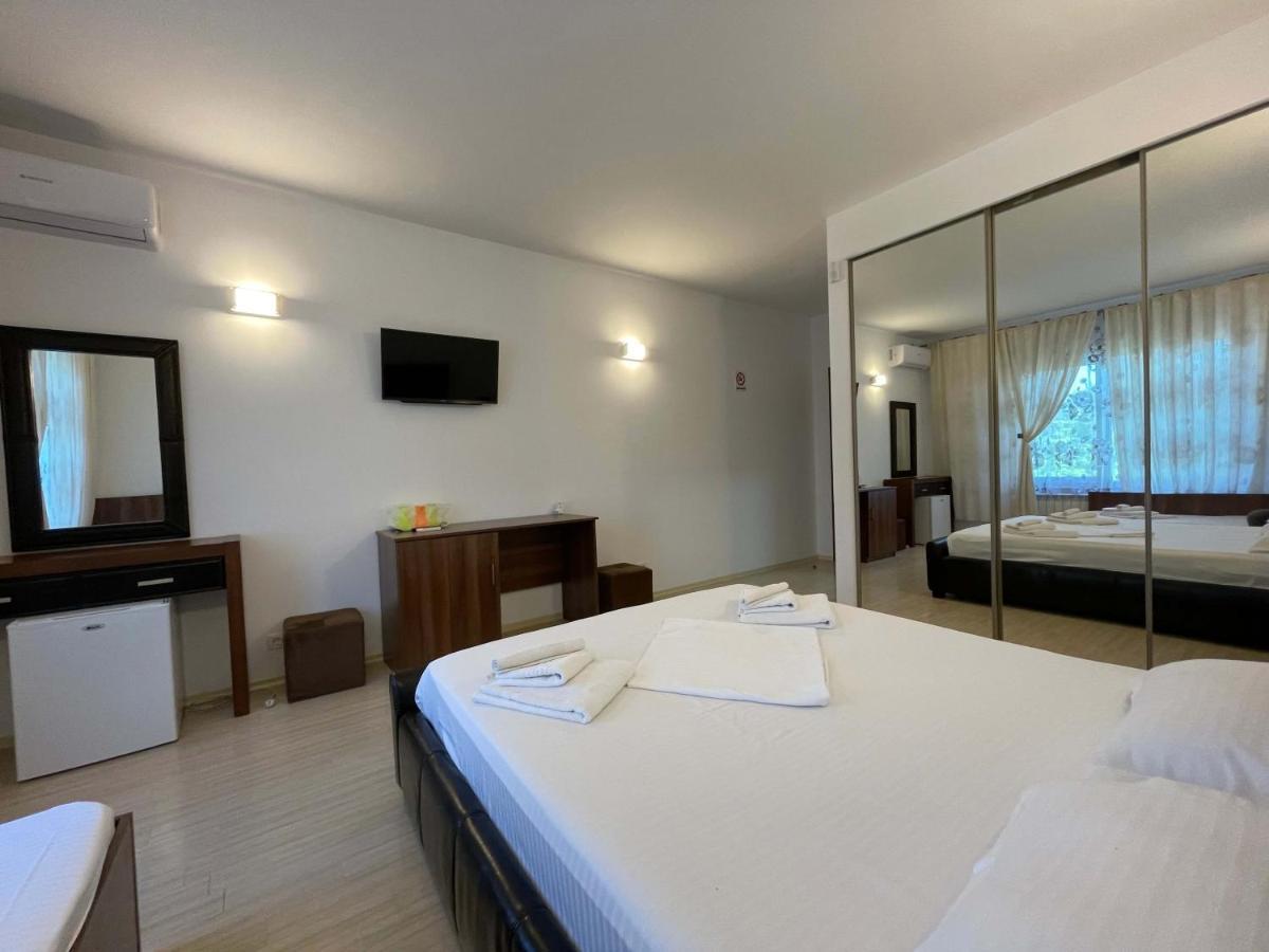 Vila Regal Mamaia Extérieur photo